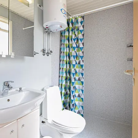 Three-bedroom In Ans By