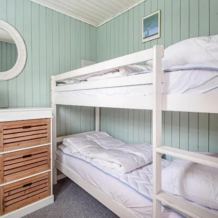 3 Bedroom Beautiful Home In Ans By *