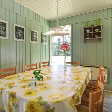 度假居 Three-bedroom In Ans By