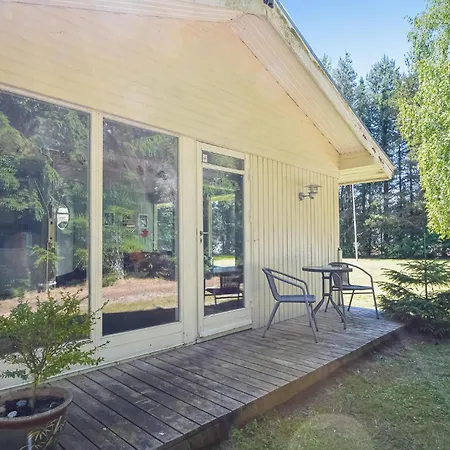 Vakantiehuis 3 Bedroom Beautiful Home In Ans By Roe