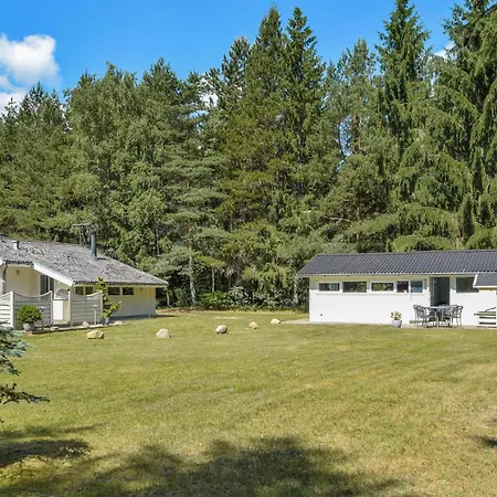 3 Bedroom Beautiful Home In Ans By *