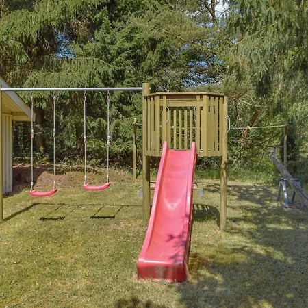 Three-bedroom In Ans By Roe